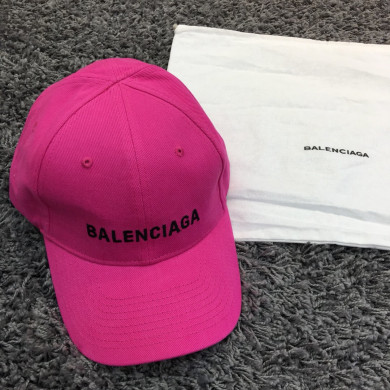 BALENCIAGA CAP