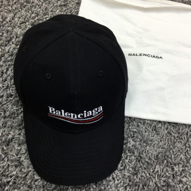 BALENCIAGA CAP