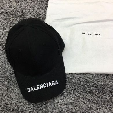 BALENCIAGA CAP