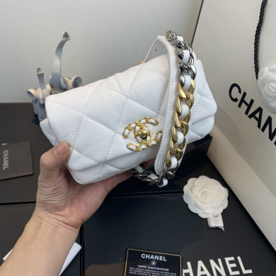 AS1163  chanel 19 waist bag
