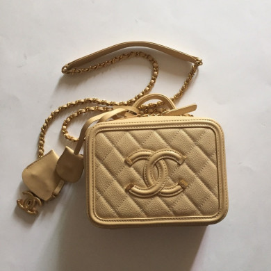 A93342 small vanity case, Chanel Handbag