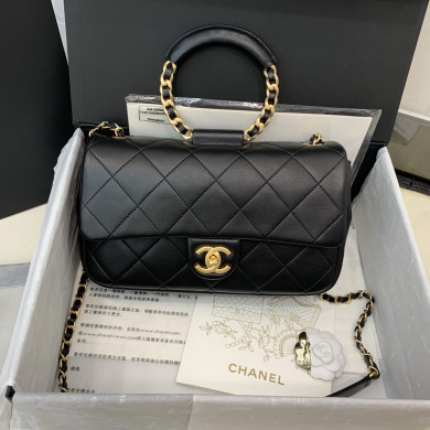 AS1358 flap bag, Lambskin & Gold Metal, CHANEL