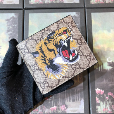 451268 Gucci Tiger print GG Supreme wallet, 