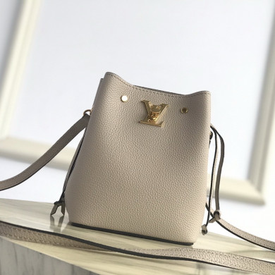 M69205 NANO LOCKME BUCKET, Louis Vuitton LV