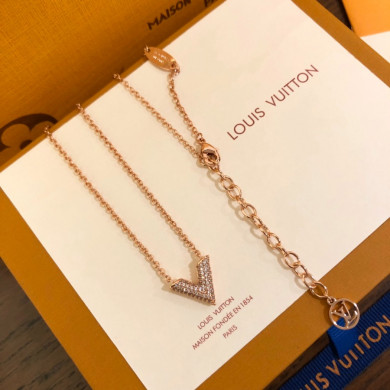 Necklaces and Pendants, Louis Vuitton LV