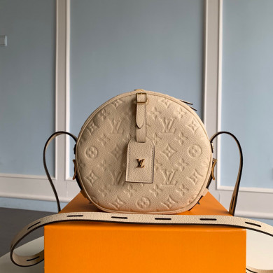 M45276 BOITE CHAPEAU SOUPLE MM, LOUIS VUITTON LV