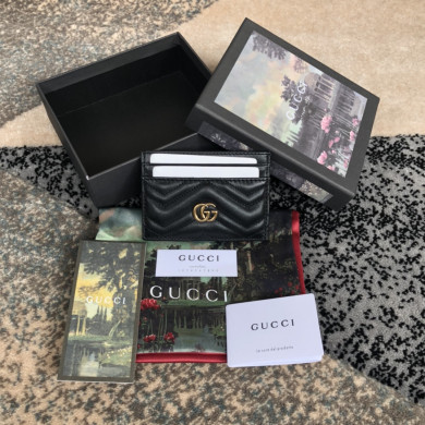 ‎443127 Gucci Signature leather card case