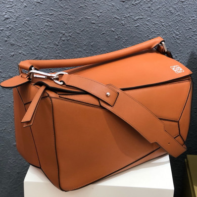 Large Puzzle bag in classic calfskin, loewe bag
