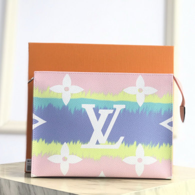 M69137 LV ESCALE POCHE TOILETTE 26, Louis Vuitton LV Women - Travel - All Luggage and Accessories