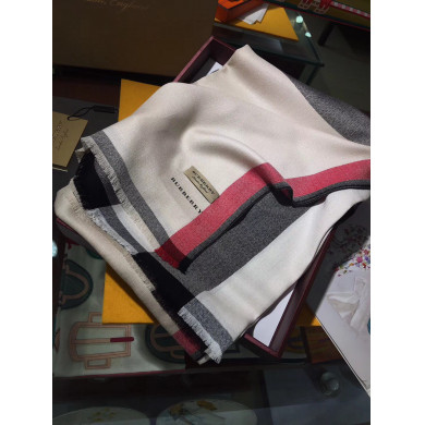 The Classic Check Cashmere Scarf, Burberry Scarves