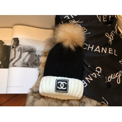 Chanel Skullies & Beanies, Hats