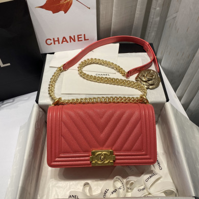 A67086, CHANEL BOY CHANEL HANDBAG, GRAINED CALFSKIN / CAVIAR