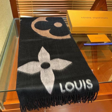LOUIS VUITTON LV Scarf