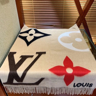 LOUIS VUITTON LV Scarf
