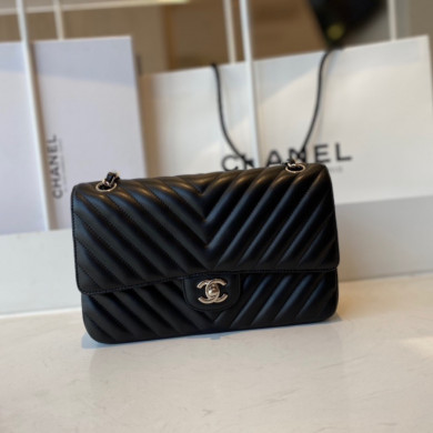 A01112  classic handbag, chanel bags
