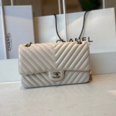 A01112  classic handbag, chanel bags