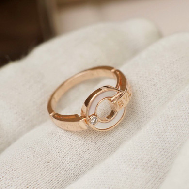 Bvlgari ring