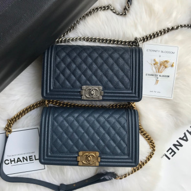 A67086, CHANEL BOY CHANEL HANDBAG, GRAINED CALFSKIN