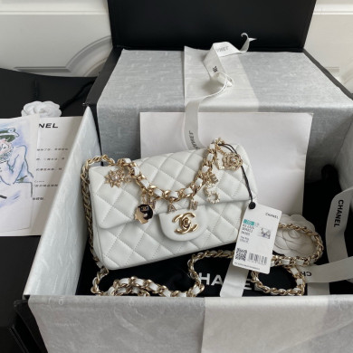 chanel flap bag