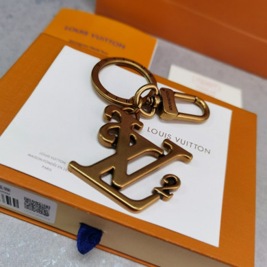Louis Vuitton LV, key chain
