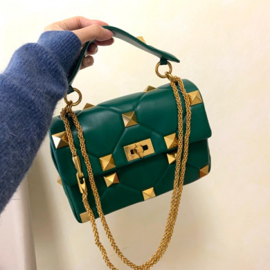 MEDIUM ROMAN STUD THE SHOULDER BAG IN NAPPA WITH CHAIN, Valentino bag