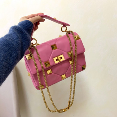 MEDIUM ROMAN STUD THE SHOULDER BAG IN NAPPA WITH CHAIN, Valentino bag