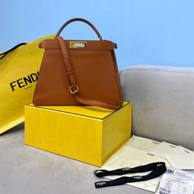 PEEKABOO ISEEU MEDIUM, FENDI HANDBAG