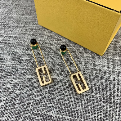 earrings & stud