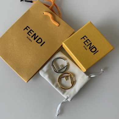 earrings & stud