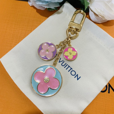 Louis Vuitton LV, key chain
