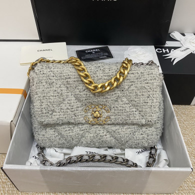 AS1160 CHANEL 19 HANDBAG, 