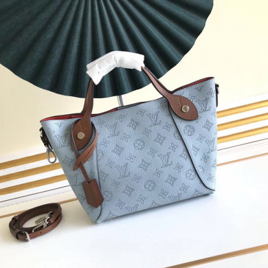 HINA PM, LOUIS VUITTON LV