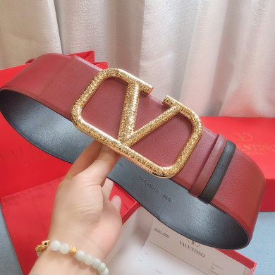REVERSIBLE VLOGO SIGNATURE BELT IN GLOSSY CALFSKIN 70 MM / 2.8 IN.