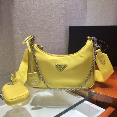 Prada Re-Edition 2005 nylon shoulder bag