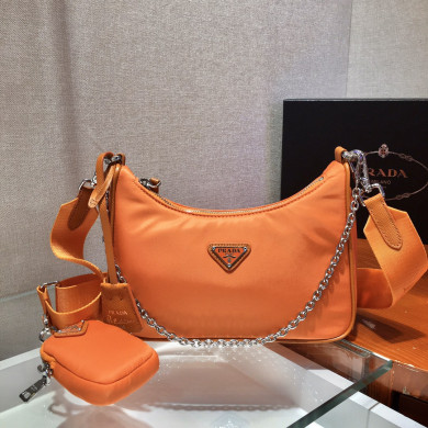 Prada Re-Edition 2005 nylon shoulder bag