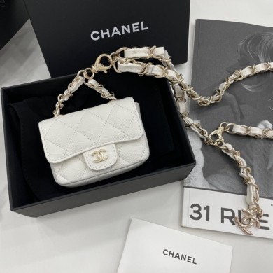 FLAP COIN PURSE WITH CHAIN