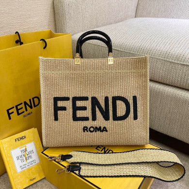 FENDI SUNSHINE MEDIUM, FENDI HANDBAG Woven straw shopper