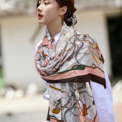 LOUIS VUITTON LV Scarf
