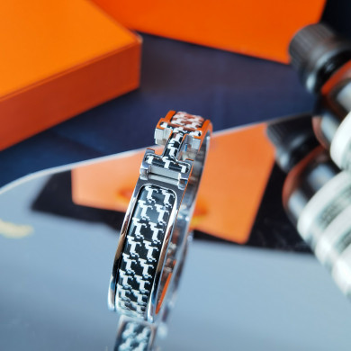 Hermes Bracelets & Bangles