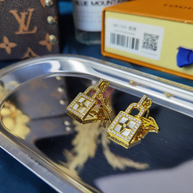 Louis Vuitton LV EARRINGS & Stud