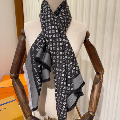 Petit louis shawl, lv
