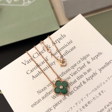 VanCleef&Arpels Necklaces