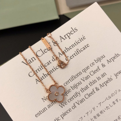 VanCleef&Arpels Necklaces