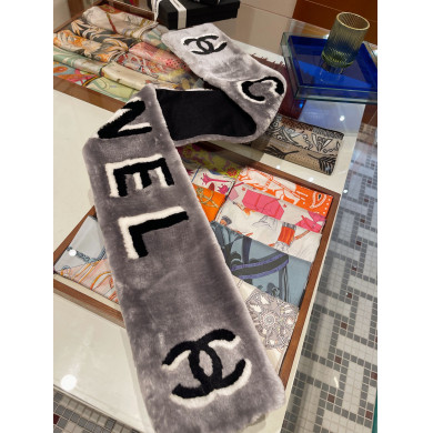 CHANEL SCARVES