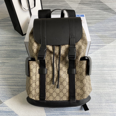 495563  GG Black backpack