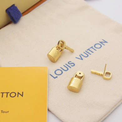 Earrings, Louis Vuitton LV