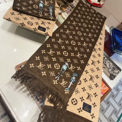 LOUIS VUITTON LV SCARF