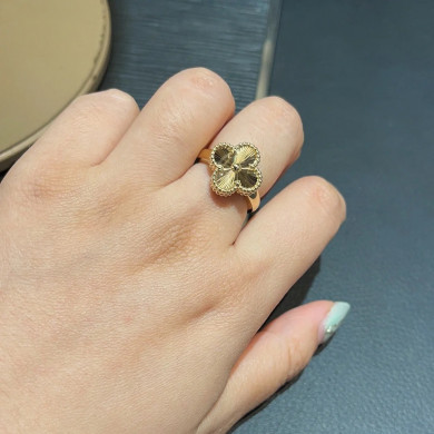 VanCleef&Arpels Ring