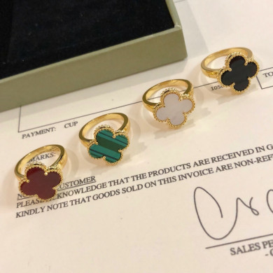 VanCleef&Arpels Ring