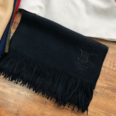 Celine SCARVES